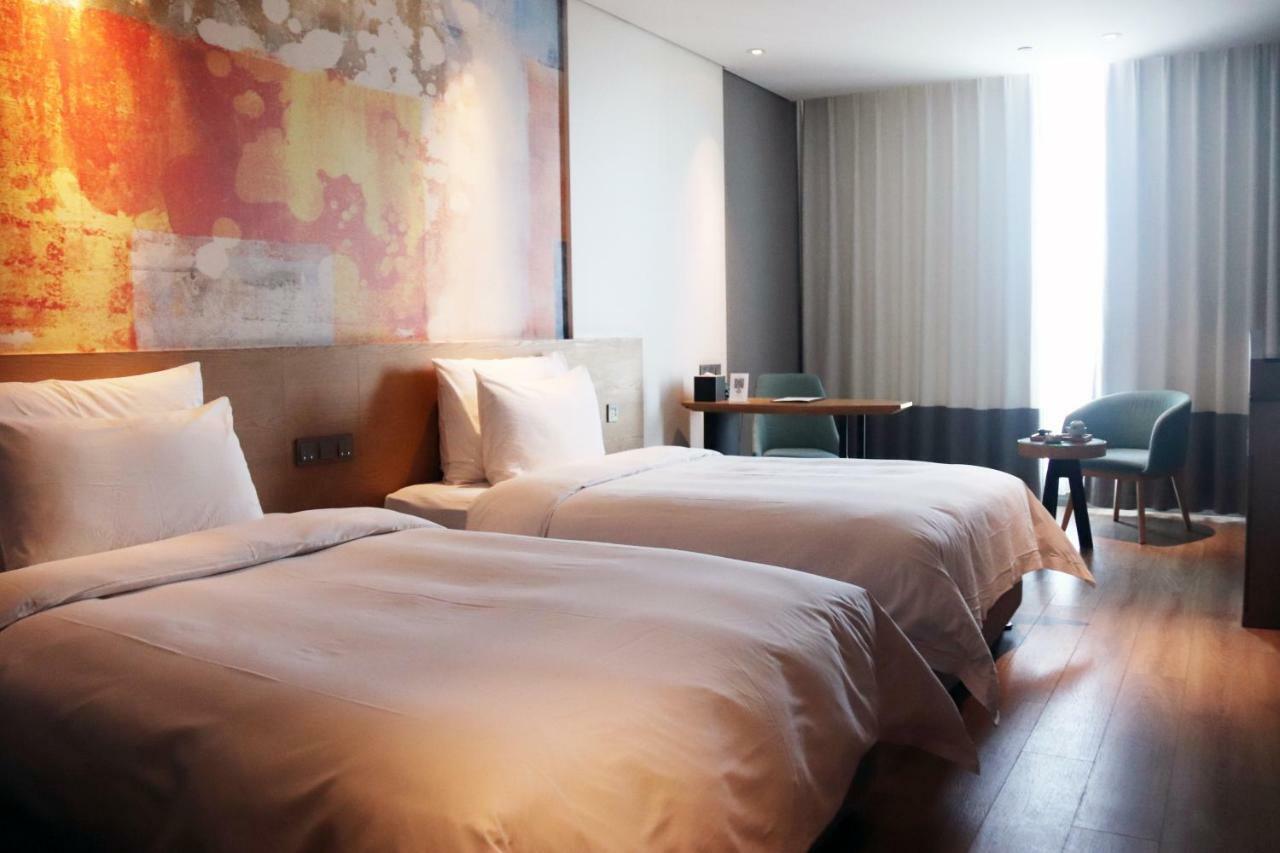 M Hotel Zhengzhou Zewnętrze zdjęcie